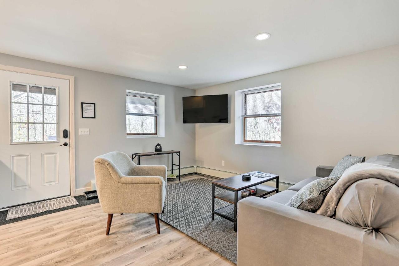 Charming Beacon Apt With Fire Pit Near Hiking! מראה חיצוני תמונה