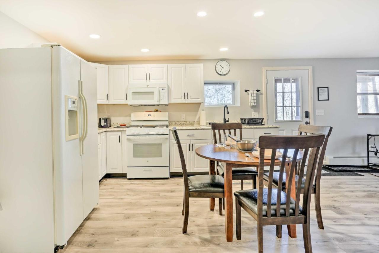 Charming Beacon Apt With Fire Pit Near Hiking! מראה חיצוני תמונה