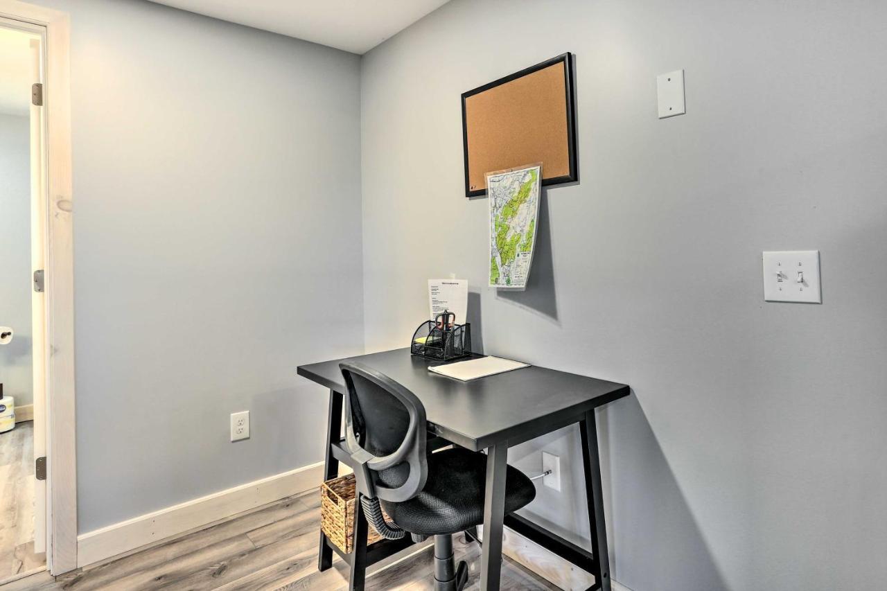 Charming Beacon Apt With Fire Pit Near Hiking! מראה חיצוני תמונה