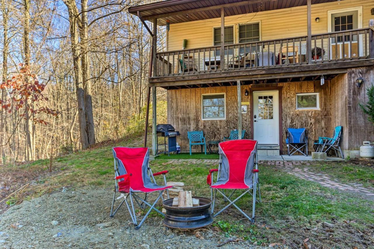 Charming Beacon Apt With Fire Pit Near Hiking! מראה חיצוני תמונה