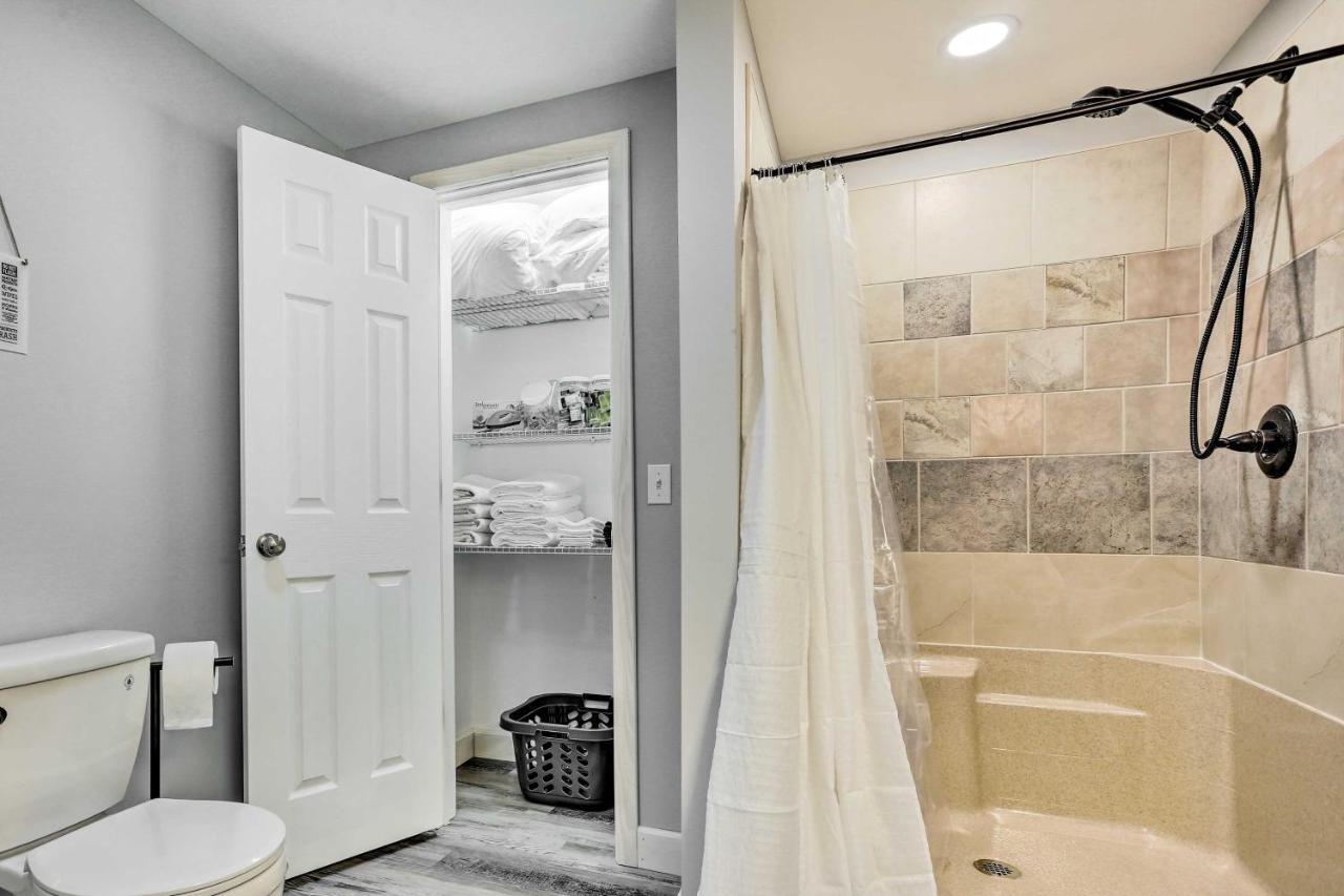 Charming Beacon Apt With Fire Pit Near Hiking! מראה חיצוני תמונה